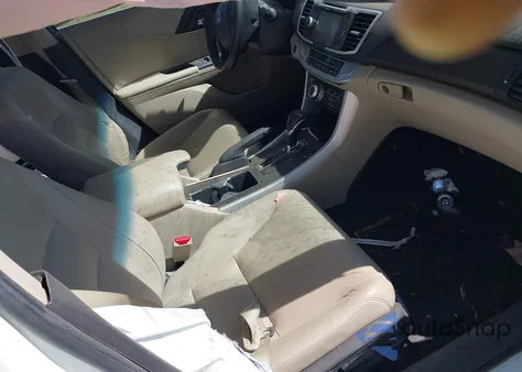 2015 Honda Accord Touring z USA, uszkodzony, nr VIN 1HGCR3F94FA004082